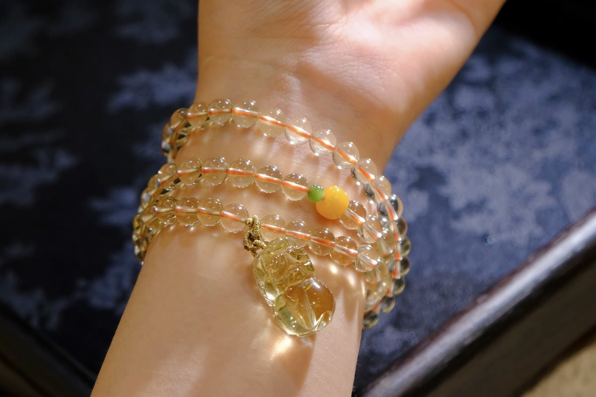 6mm Citrine Bracelet with Amber - Image 5