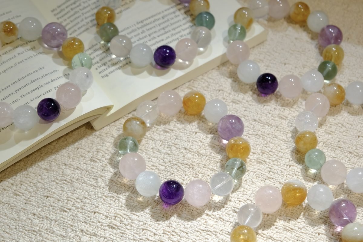 17mm 7 Chakra Balancing Bracelet with Rose Quartz & Amethyst