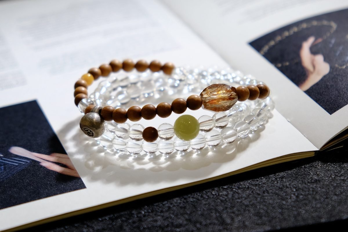6mm 7 Chakra Balancing Bracelet with Clear Quartz & Jade