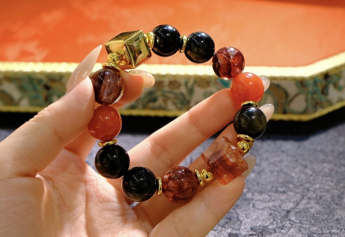 14mm 7 Chakra Balancing Square-Cut Bracelet with Red Agate - Image 2