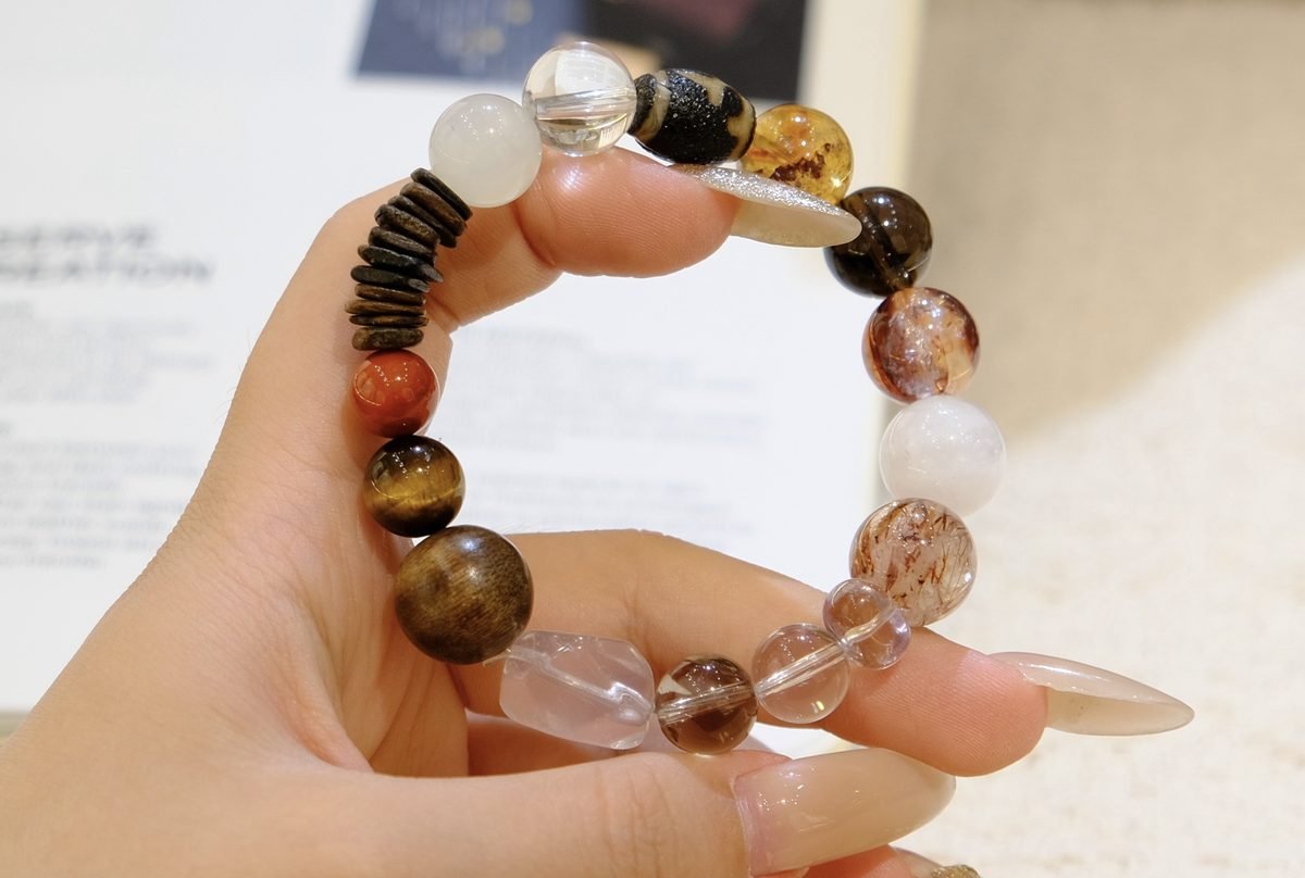 14mm 7 Chakra Balancing Bracelet with Red Agate - Image 4