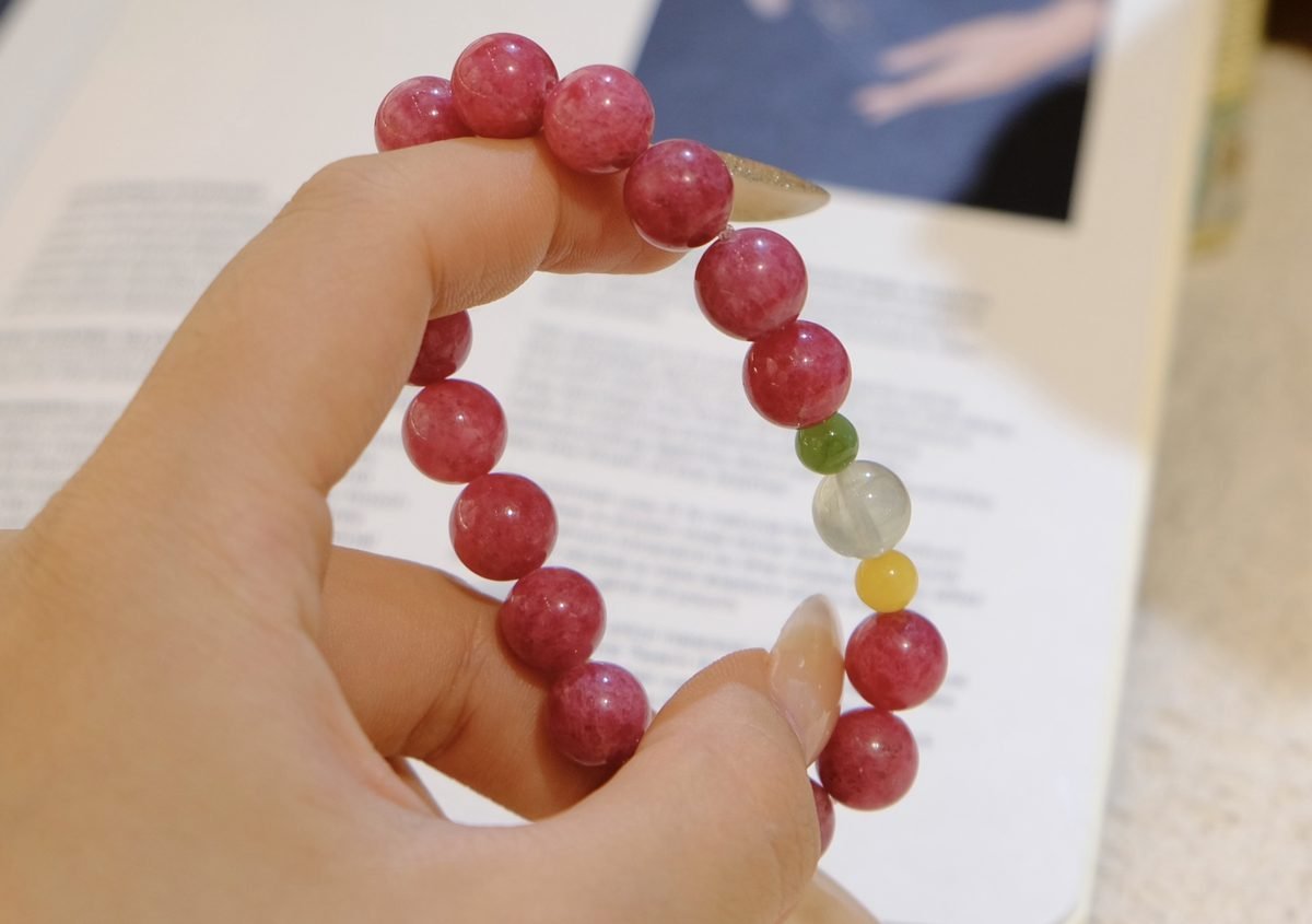 10mm Rose Quartz Bracelet with Prehnite - Image 2