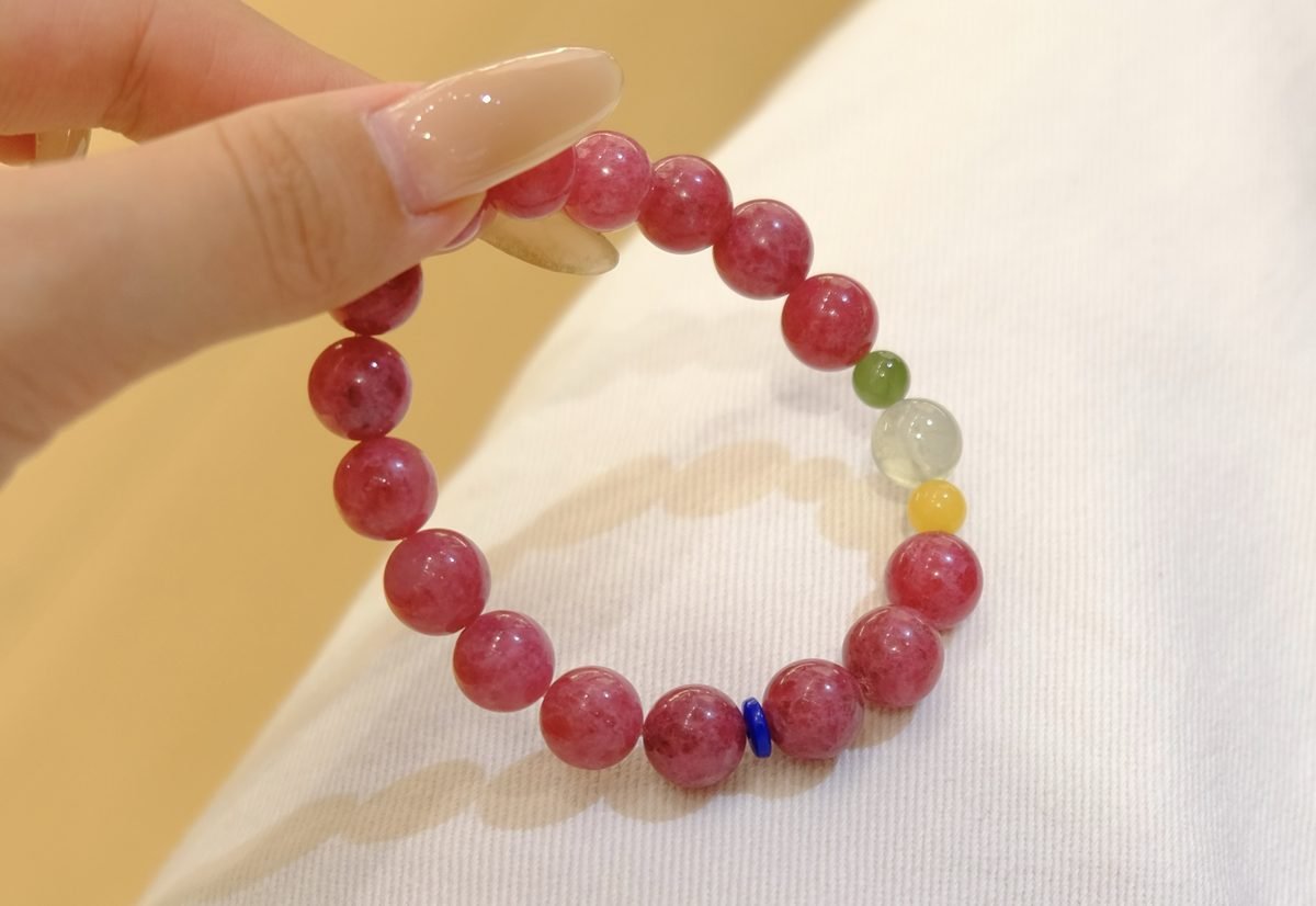 10mm Rose Quartz Bracelet with Prehnite - Image 3