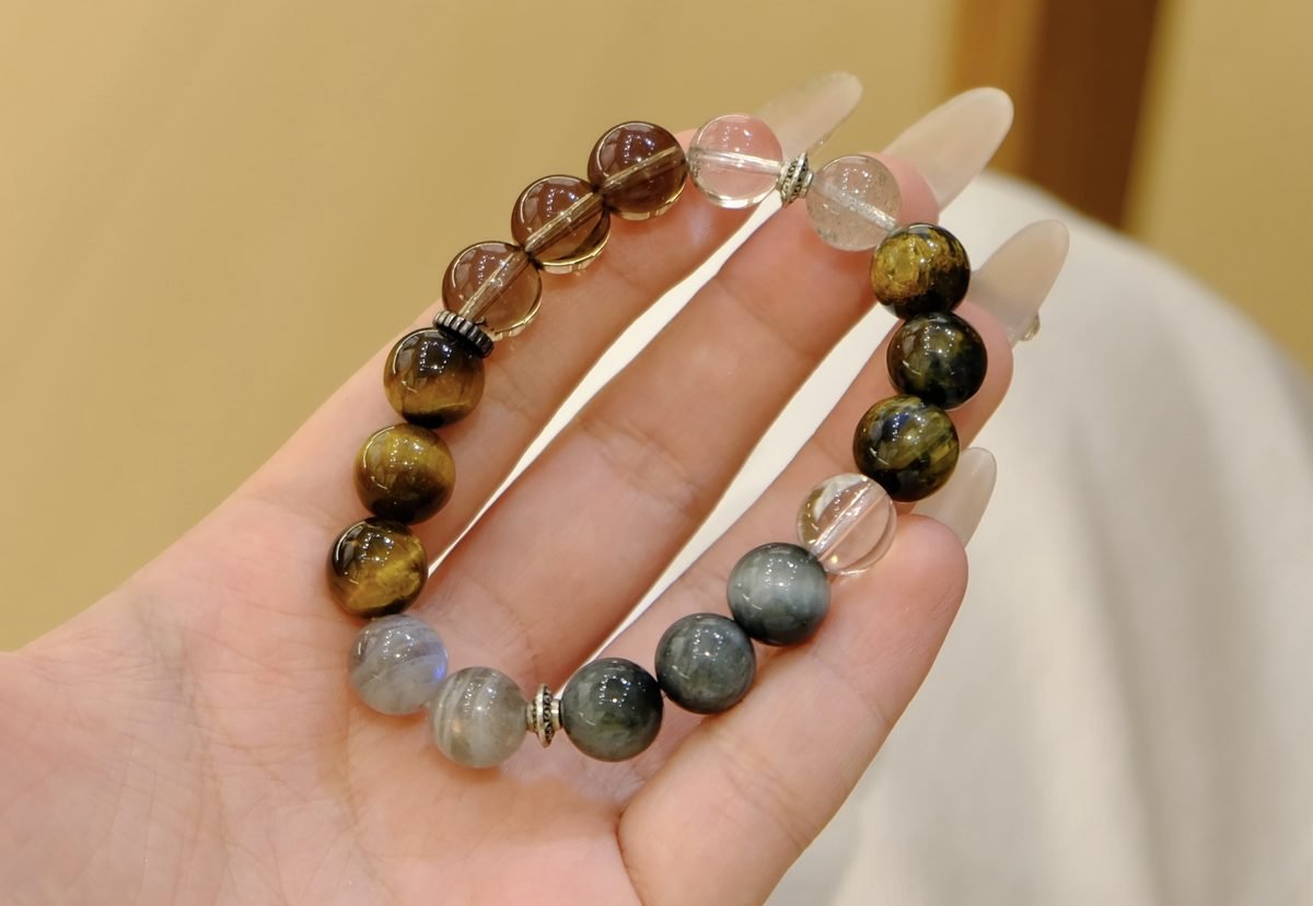 10mm 7 Chakra Balancing Bracelet with Rainbow Moonstone & Smoky Quartz - Image 3