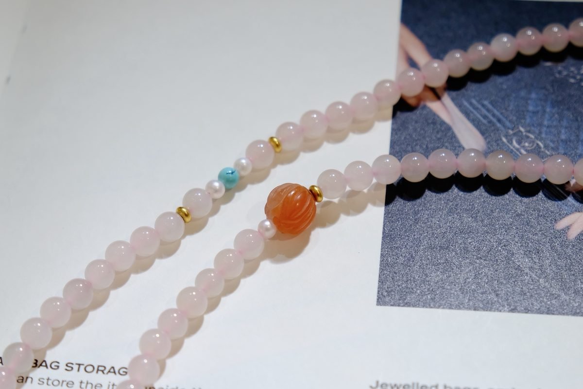 6mm 7 Chakra Balancing Bracelet with Jade & Red Agate - Image 2