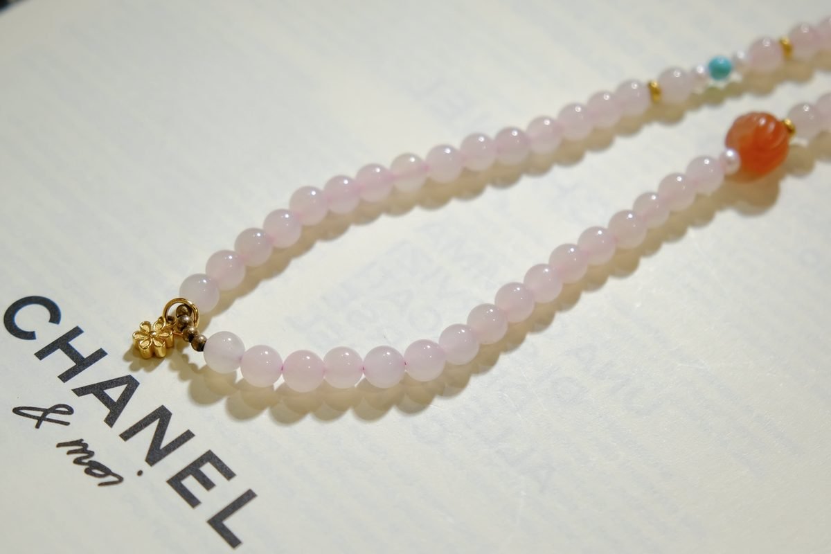6mm 7 Chakra Balancing Bracelet with Jade & Red Agate - Image 3