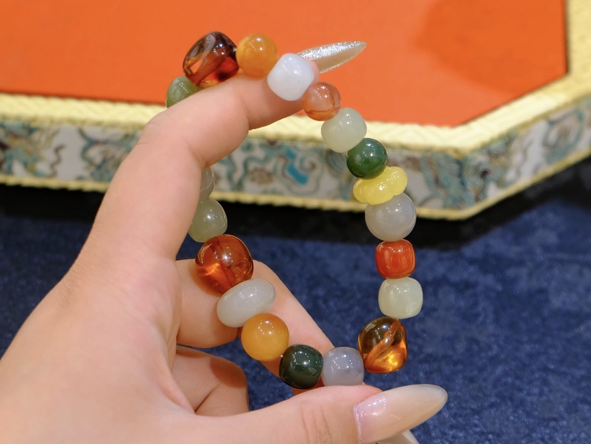 11mm 7 Chakra Balancing Bracelet with Jade & Red Agate - Image 3