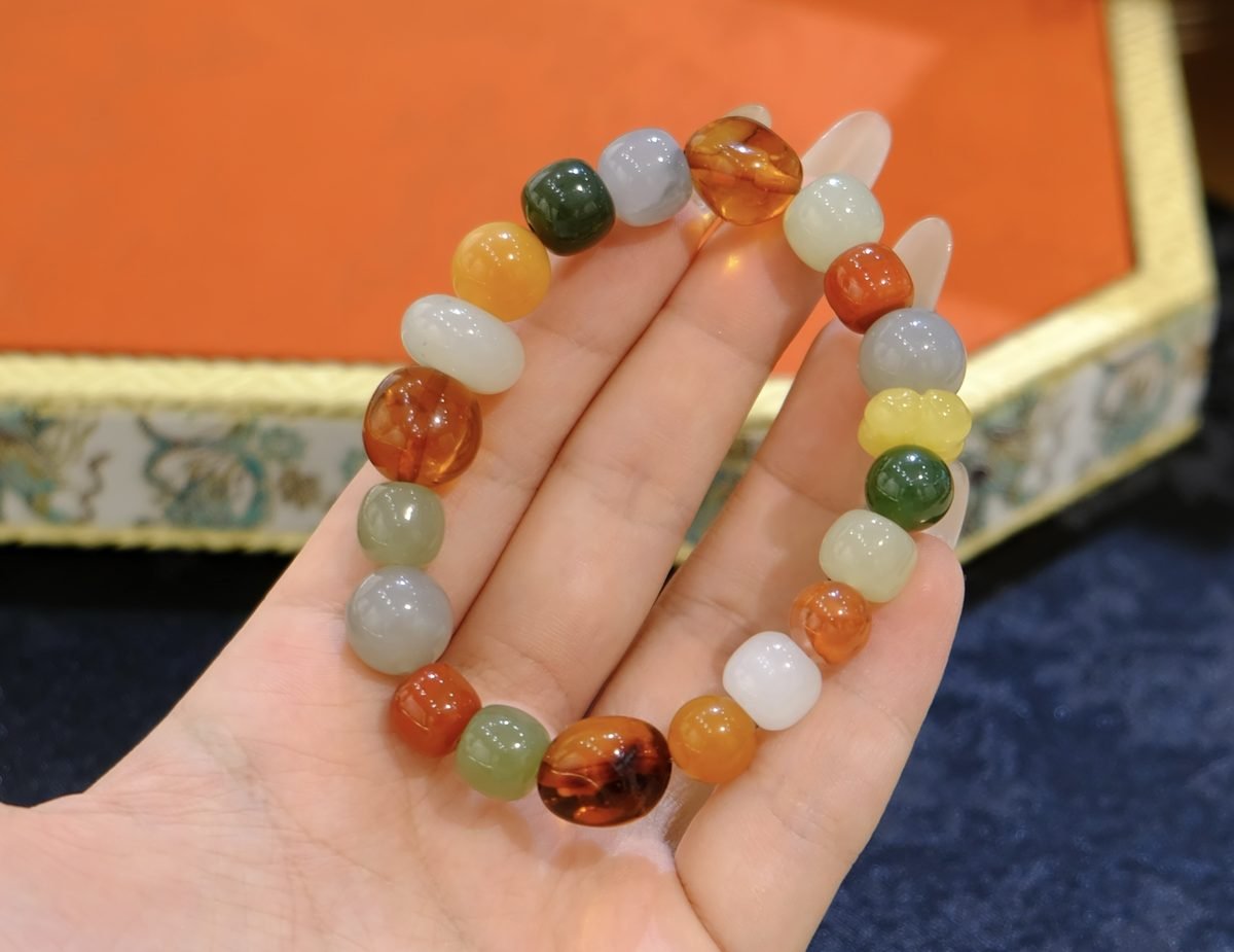 11mm 7 Chakra Balancing Bracelet with Jade & Red Agate - Image 4