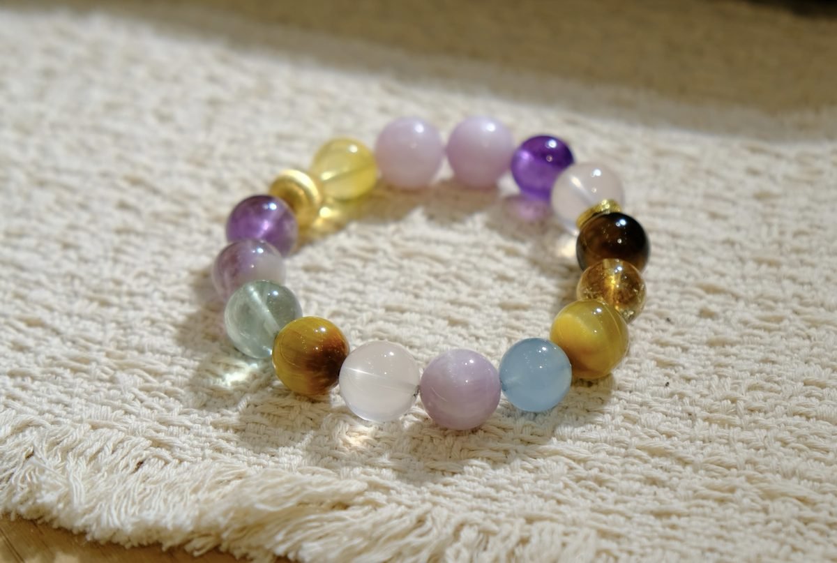 12mm 7 Chakra Balancing Bracelet — Ref. 00263
