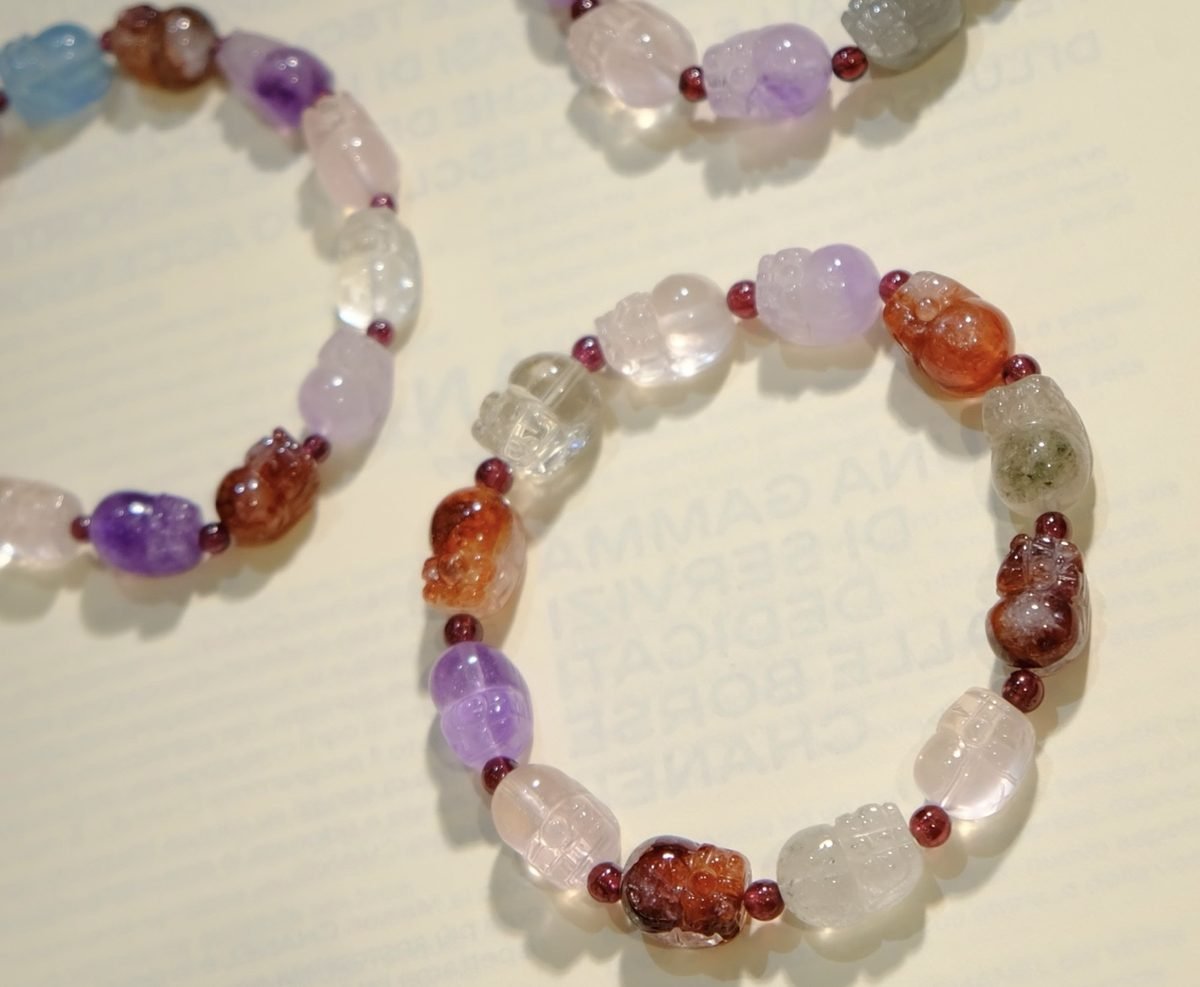 8mm 7 Chakra Balancing Bracelet with Rose Quartz & Amethyst — Ref. 00333 - Image 7