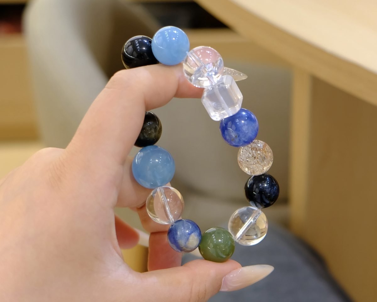 16mm 7 Chakra Balancing Bracelet with Clear Quartz & Aquamarine - Image 3