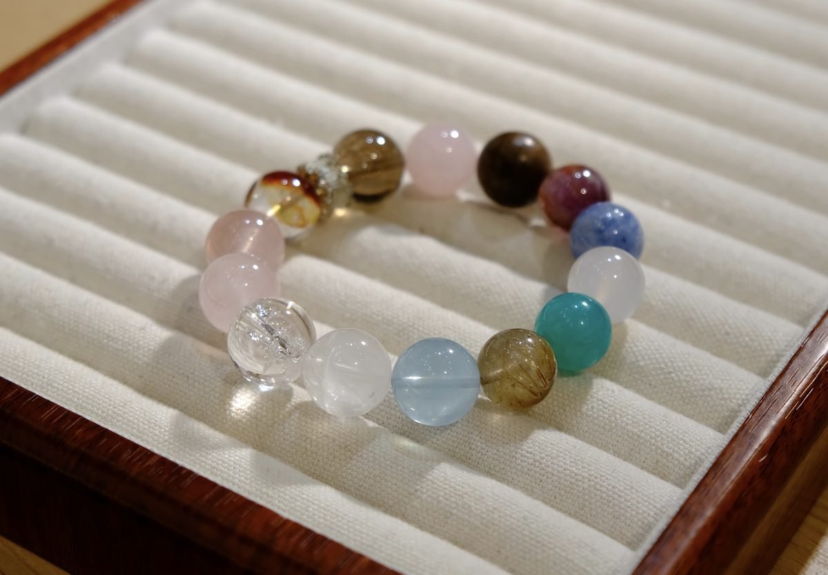13mm 7 Chakra Balancing Bracelet — Ref. 00403