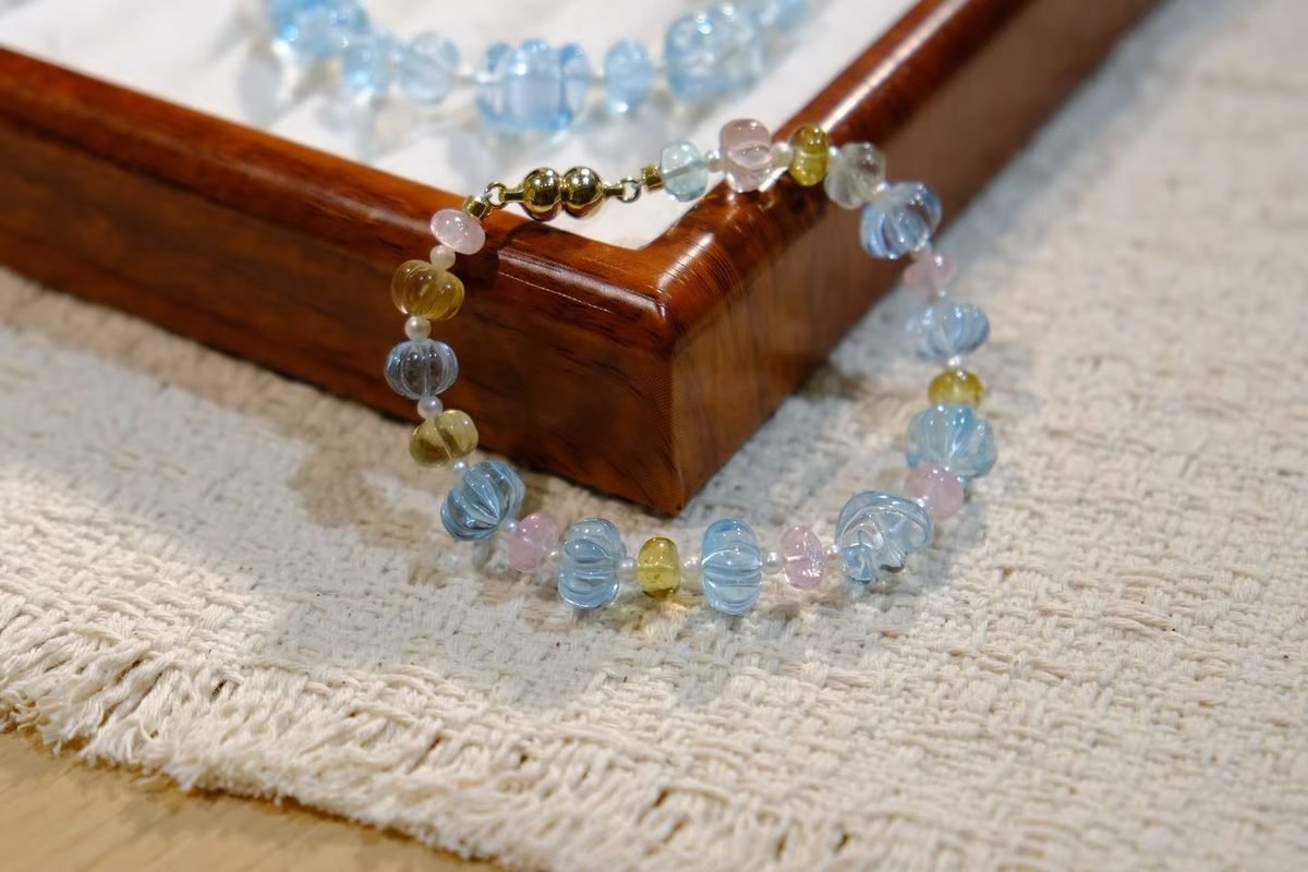 Ice-Crystal 7 Chakra Balancing Bracelet with Topaz