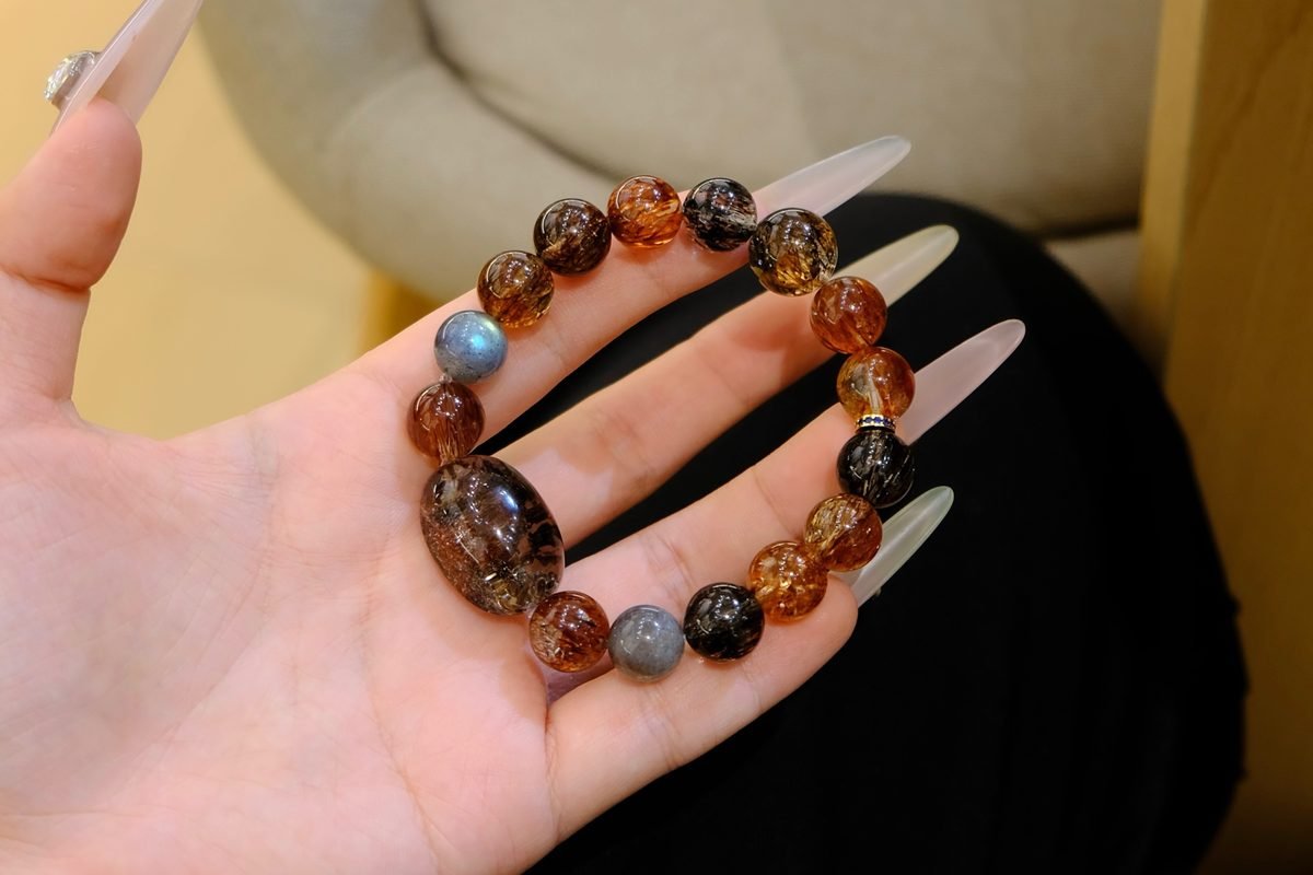 10mm Rainbow Moonstone Bracelet — Ref. 00489