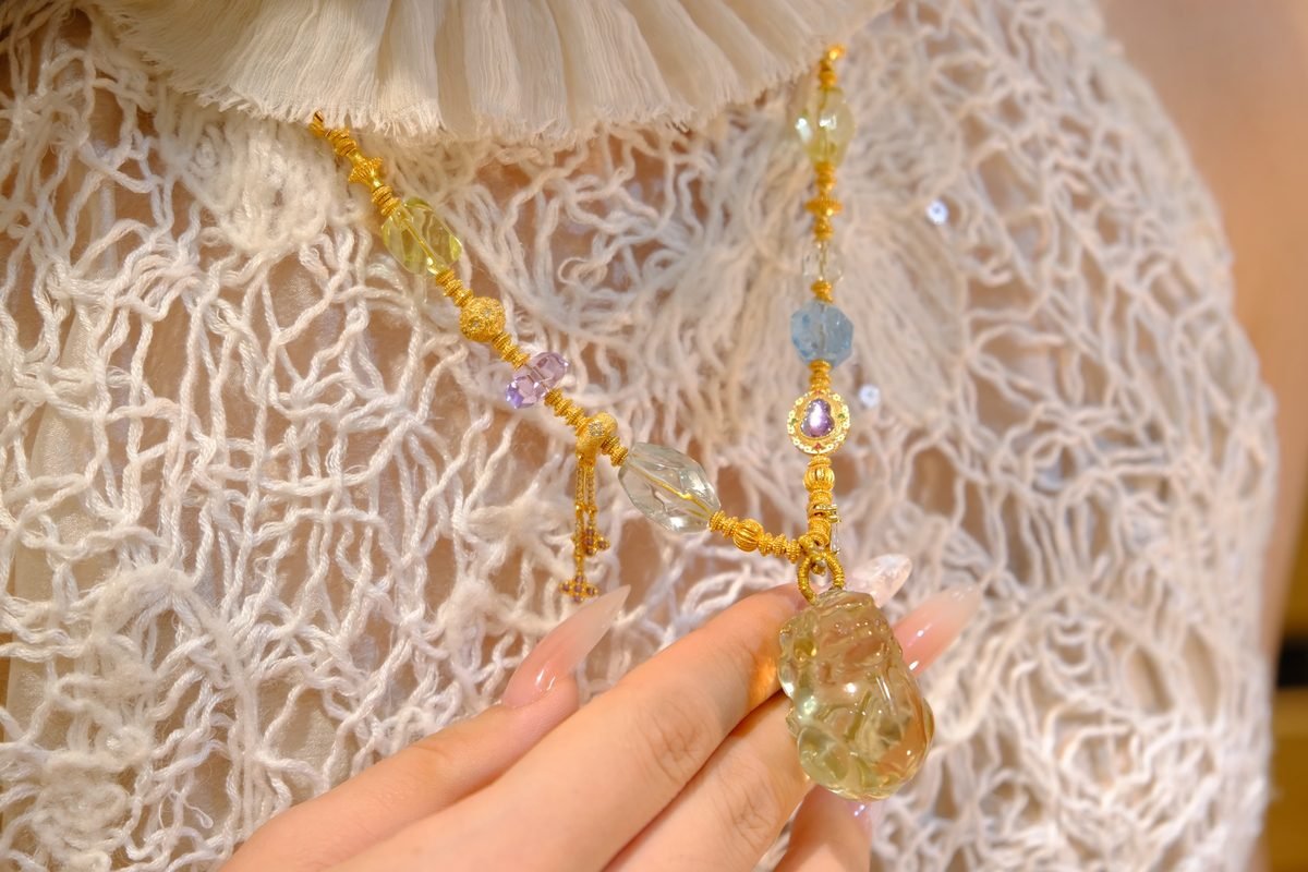 7 Chakra Balancing Necklace with Citrine
