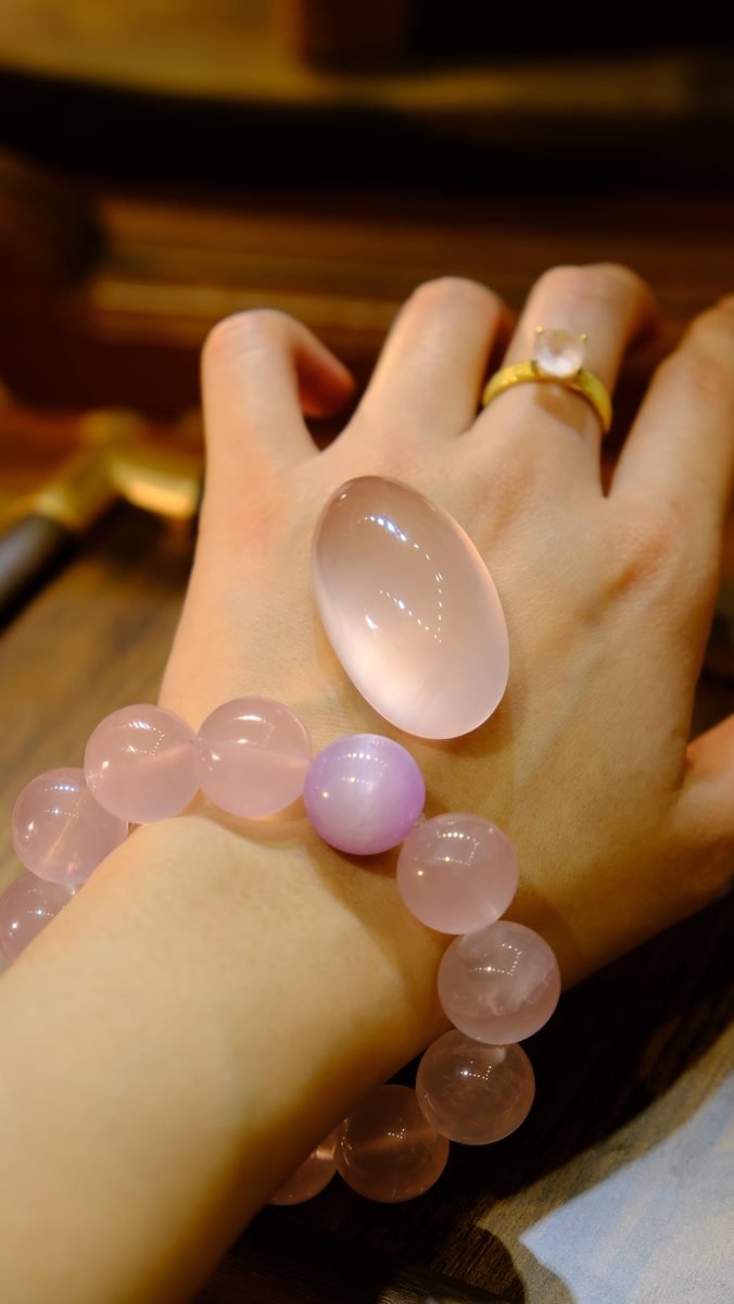 18.3mm Rose Quartz Necklace - Image 7