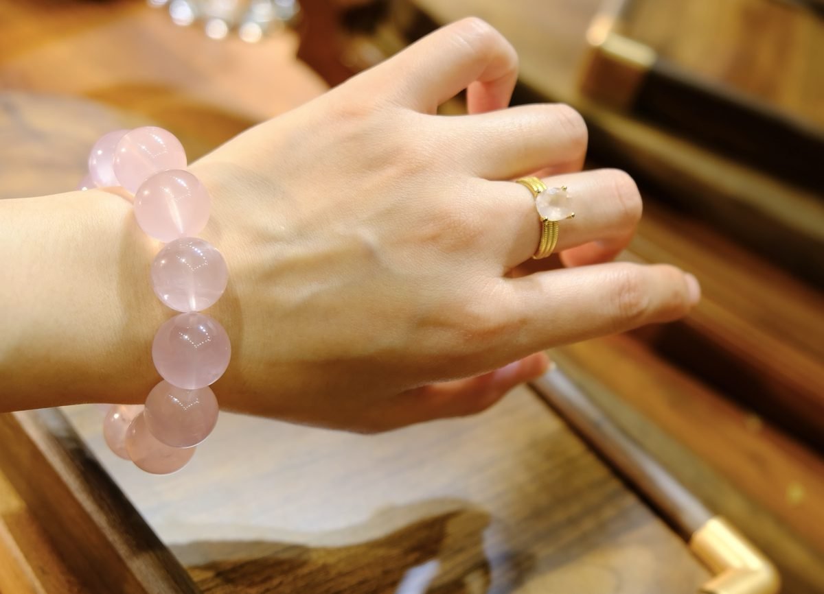 17.2mm Rose Quartz Bracelet with Kunzite - Image 6