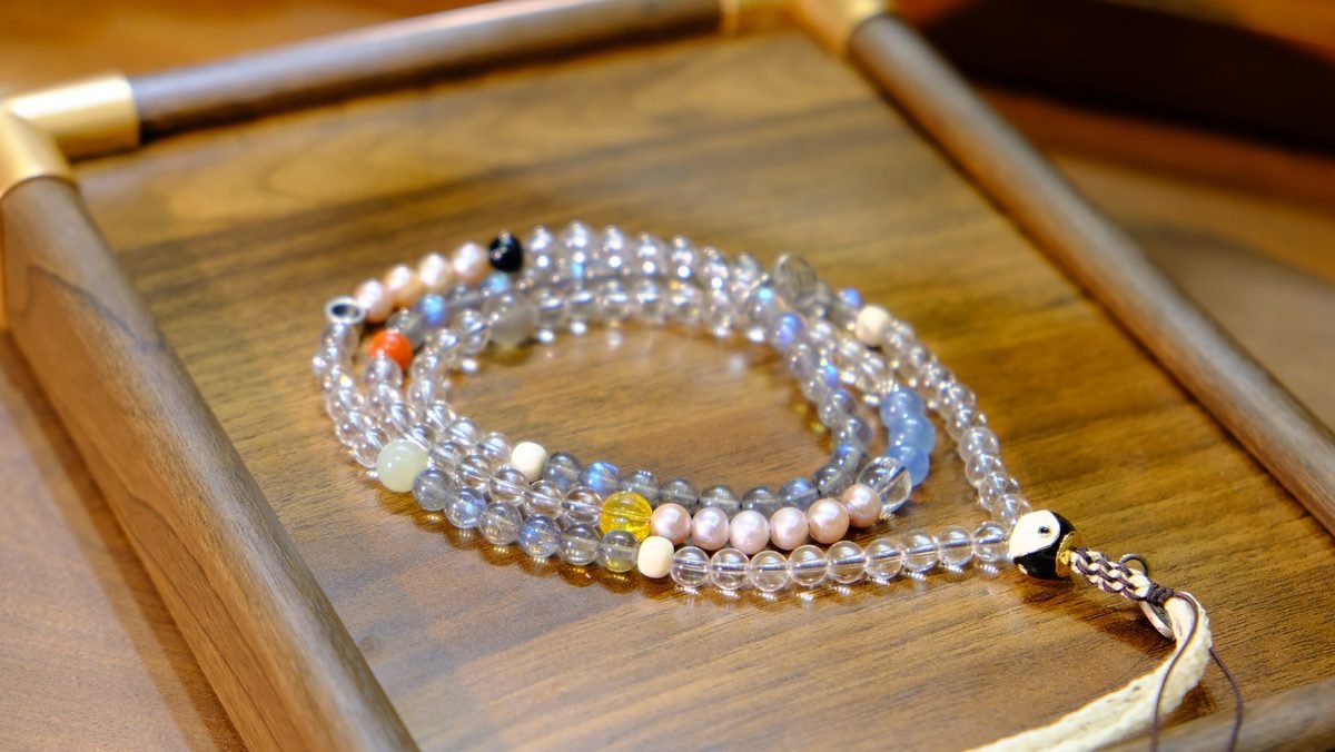 6mm Rainbow Moonstone Bracelet with Clear Quartz & Amber