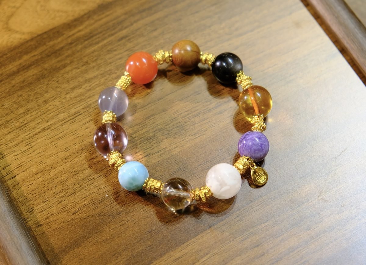 7 Chakra Balancing Bracelet with Amethyst & Rutilated Quartz — Ref. 00730 - Image 2