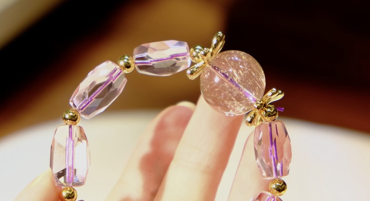 17.5mm Amethyst Faceted Bracelet with Rutilated Quartz - Image 5