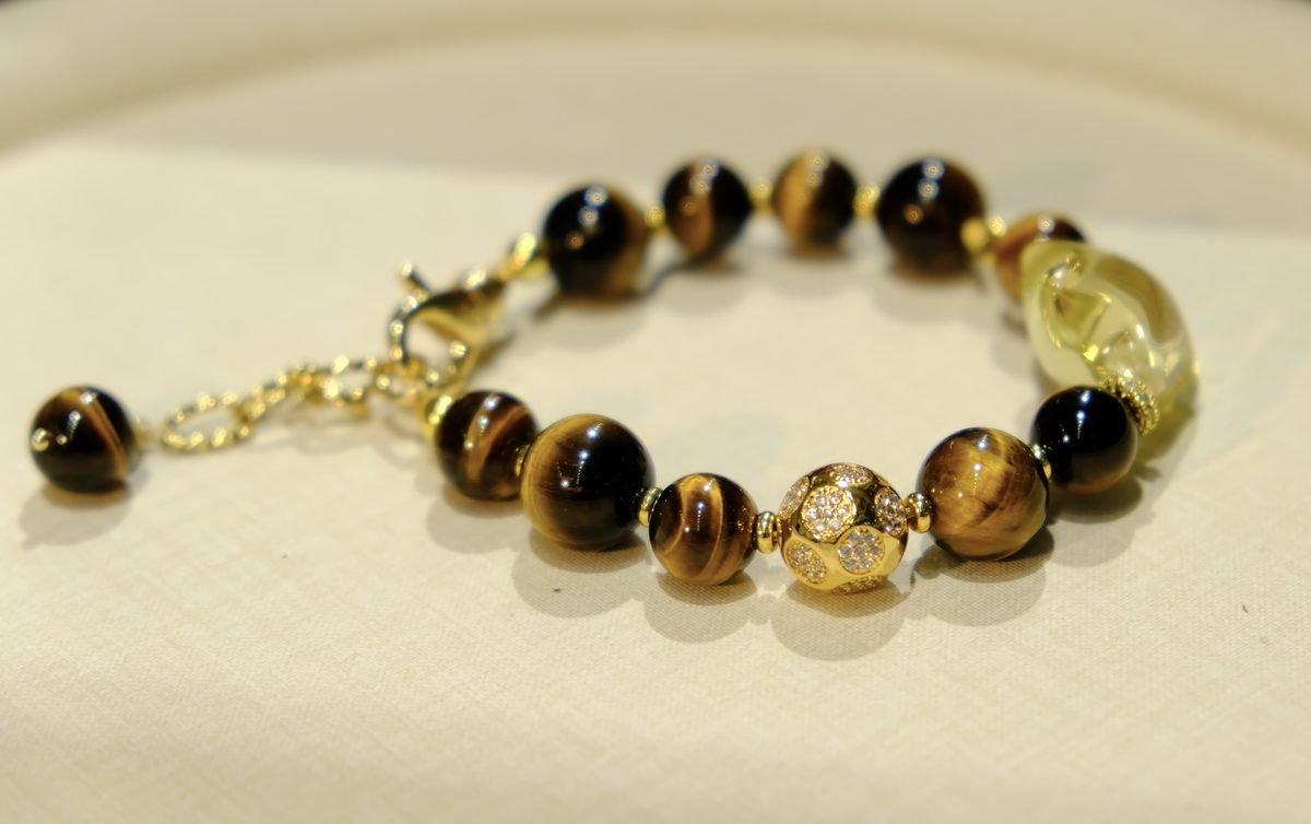 10-12mm Glass-Clear Citrine Bracelet with Tiger Eye - Image 6