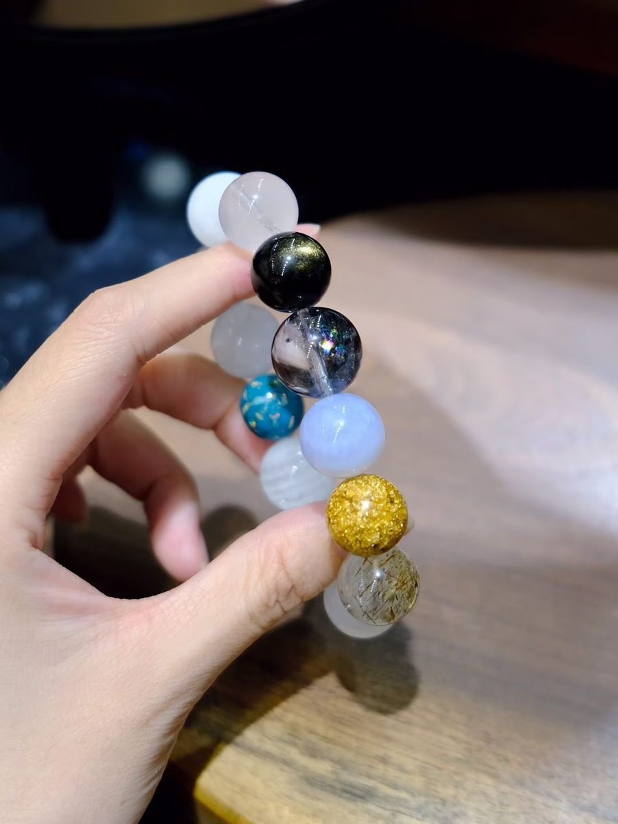 13-16mm 7 Chakra Balancing Bracelet with Green Phantom Quartz & Rainbow Moonstone - Image 2