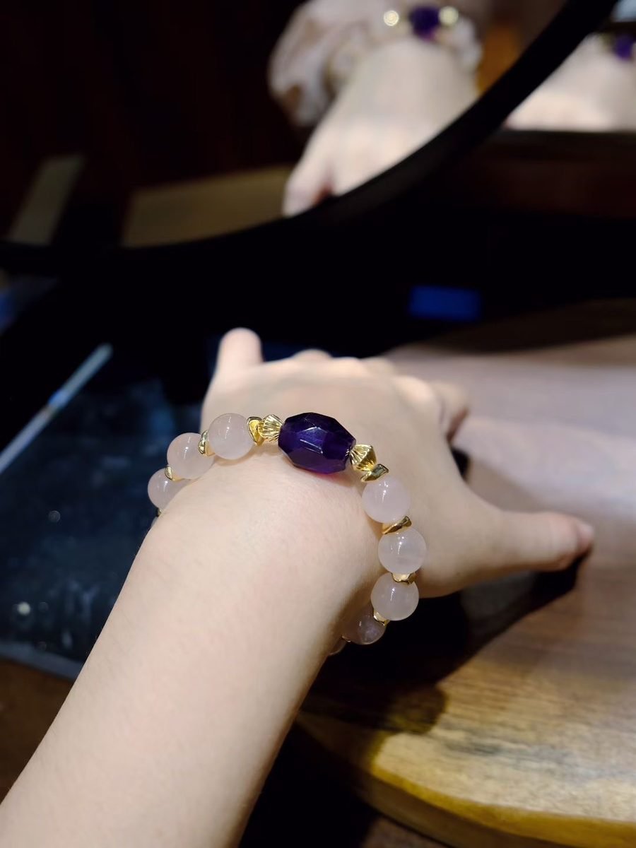 12mm Amethyst Baroque Bracelet with Rose Quartz - Image 5
