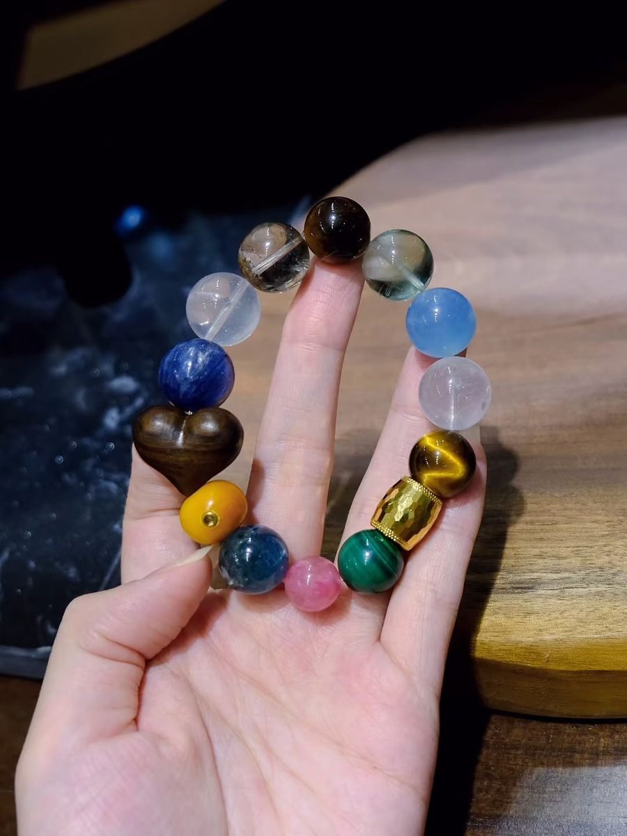 7 Chakra Balancing Bracelet with Amber & Malachite