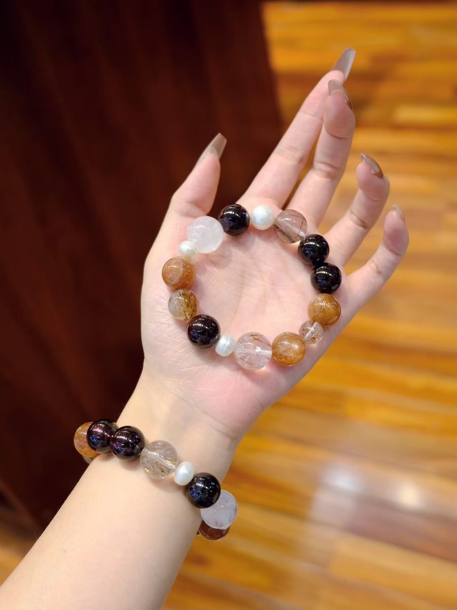 15mm 7 Chakra Balancing Bracelet with Rutilated Quartz & Garnet