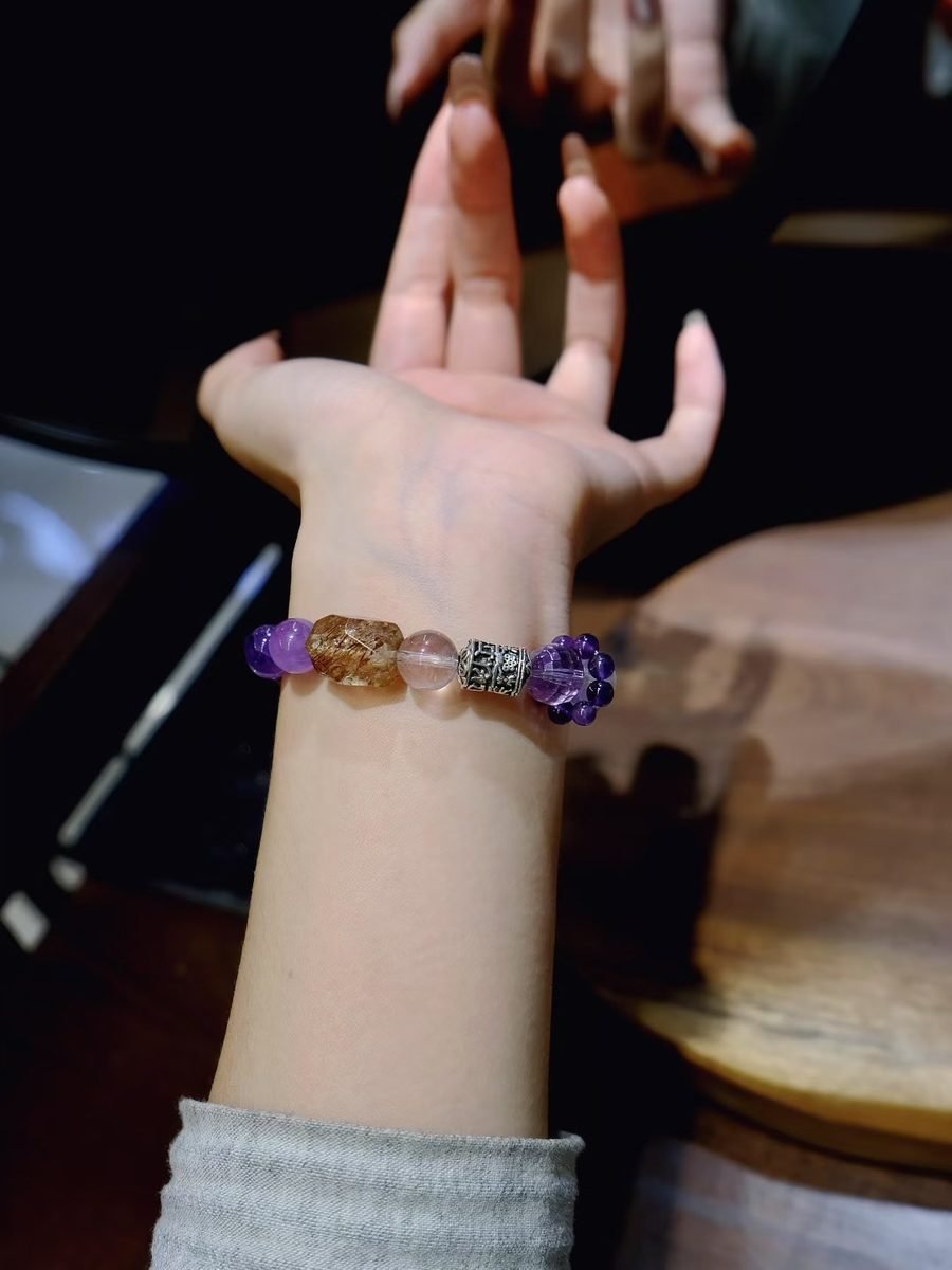 Amethyst Baroque Bracelet with Clear Quartz & Kunzite — Ref. 01360 - Image 4
