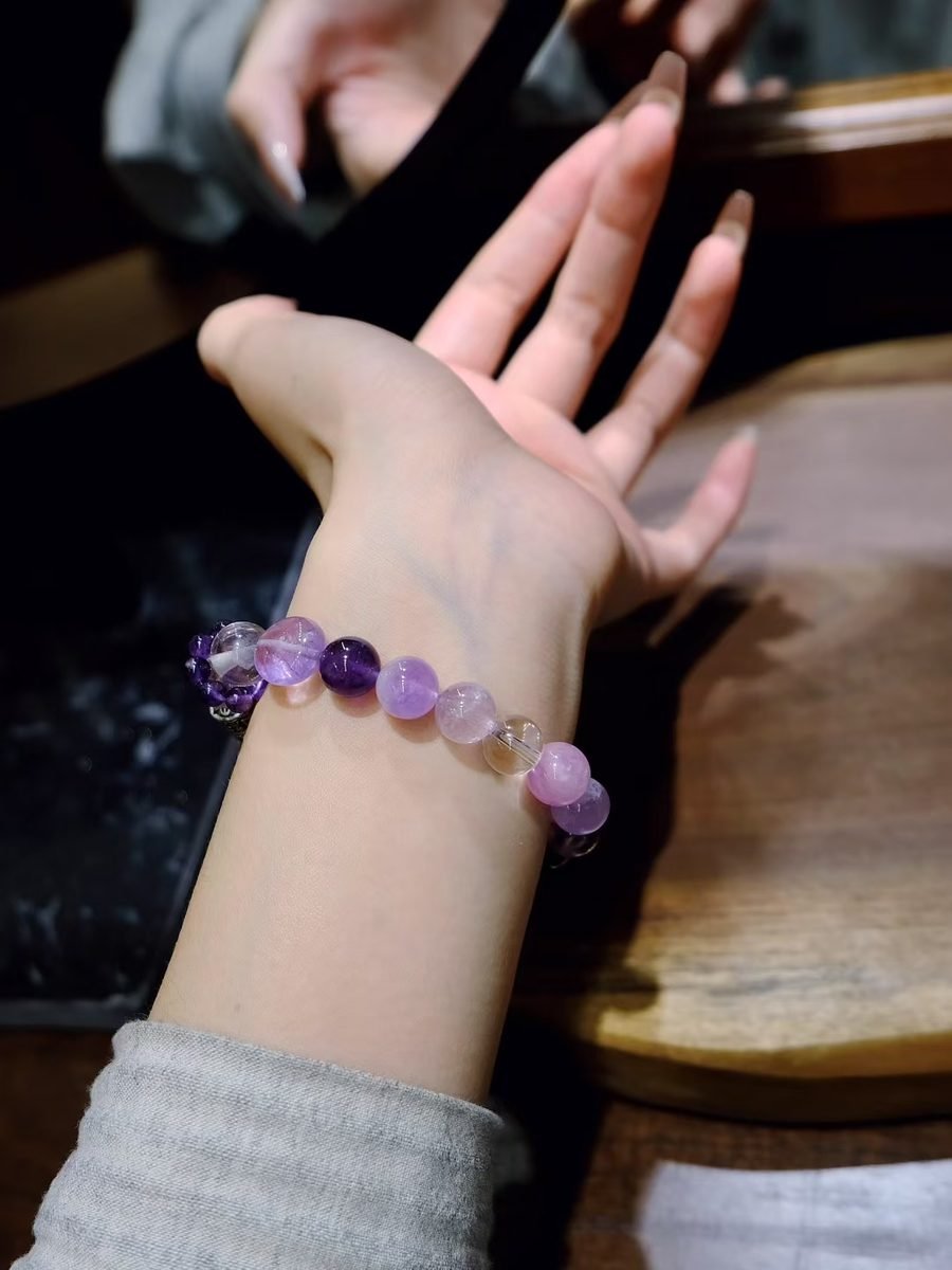 Amethyst Baroque Bracelet with Clear Quartz & Kunzite — Ref. 01360 - Image 5