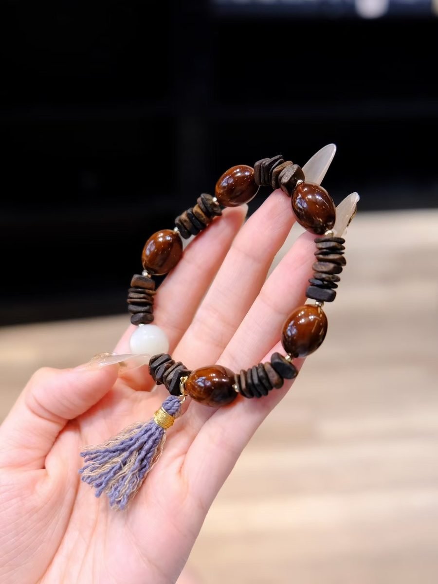 11mm Rainbow Moonstone Bracelet with Agarwood