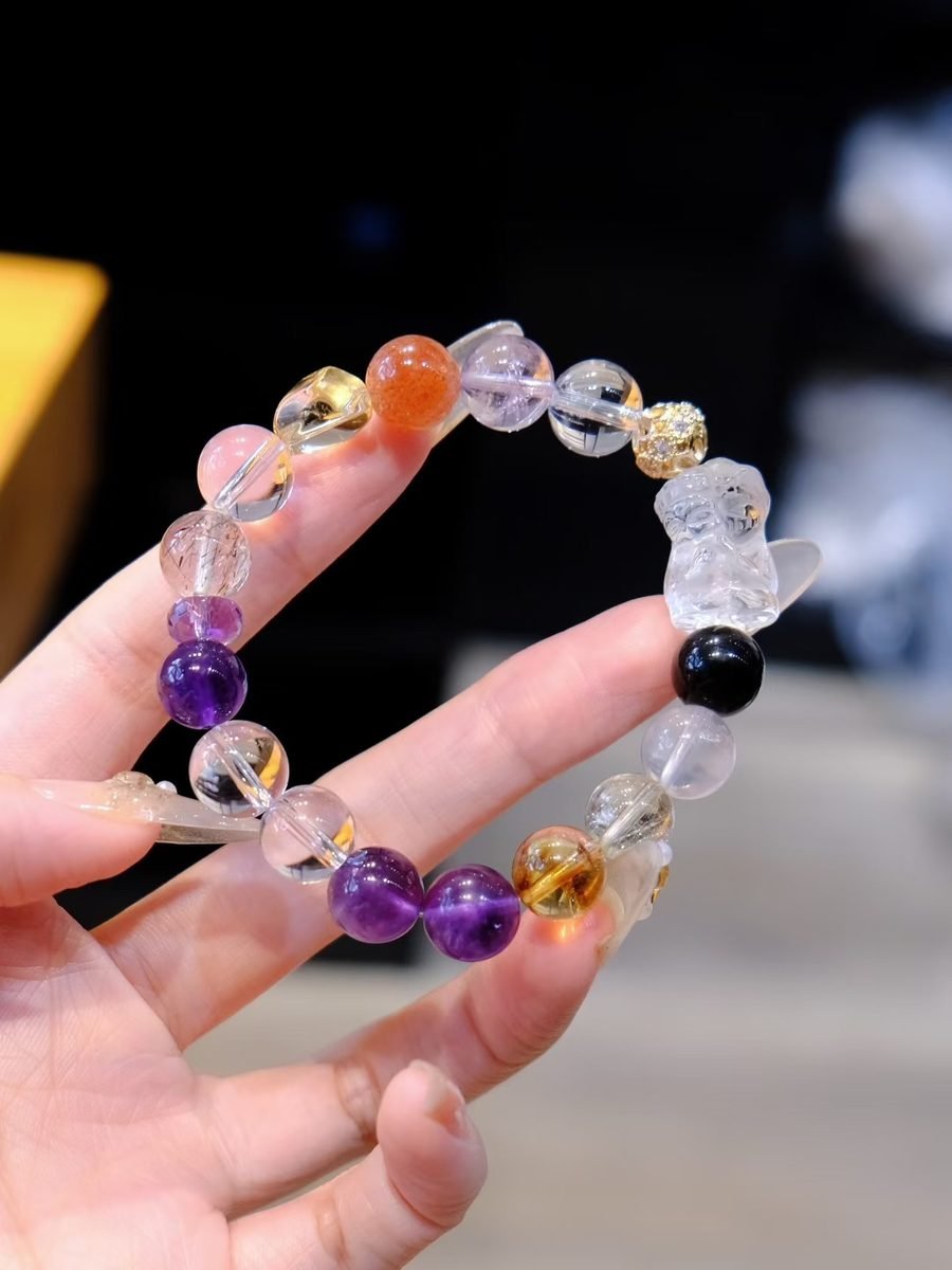 9-10mm Amethyst Bracelet with Clear Quartz