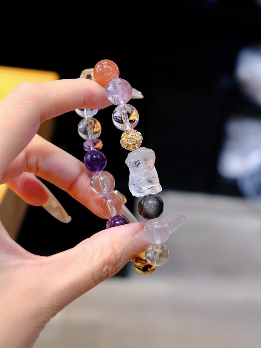 9-10mm Amethyst Bracelet with Clear Quartz - Image 2