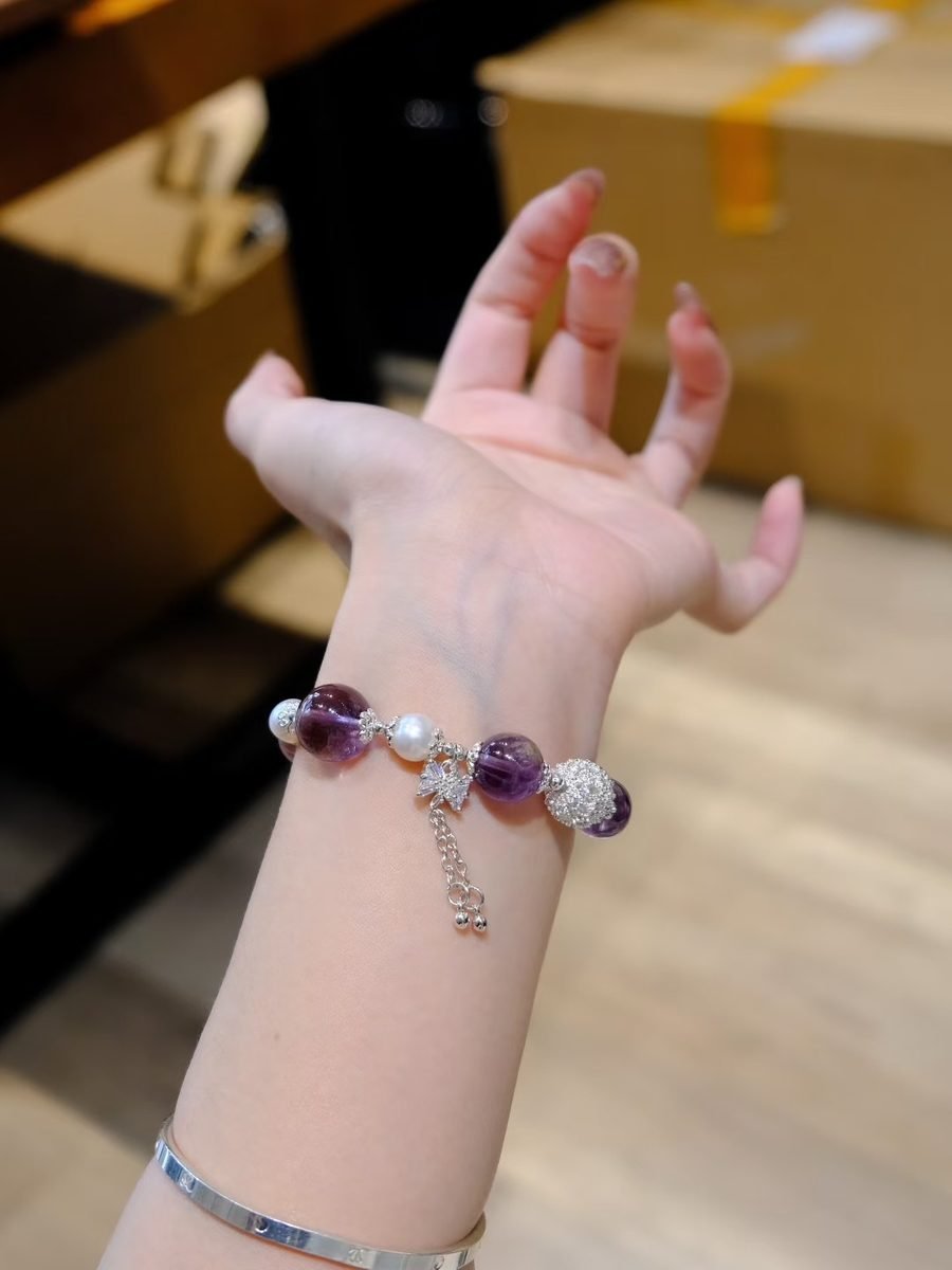 7-13mm Amethyst Bracelet with Clear Quartz & Freshwater Pearl - Image 3