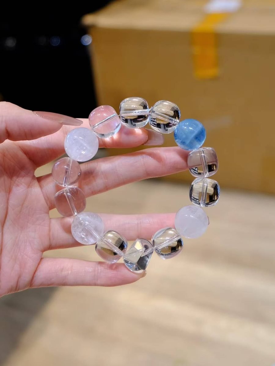 Rainbow Moonstone Bracelet with Clear Quartz & Aquamarine — Ref. 01747