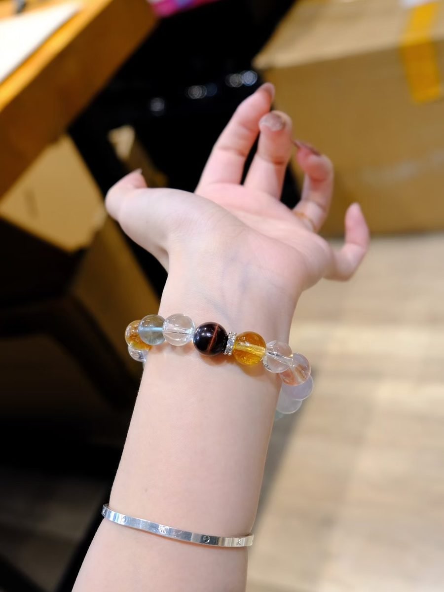 12mm 7 Chakra Balancing Bracelet with Red Agate & Fluorite - Image 4