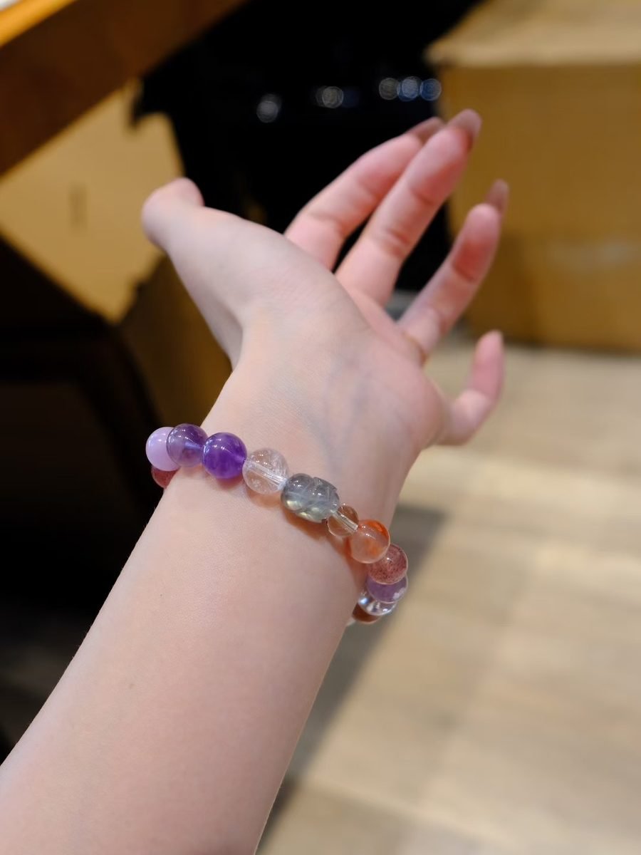 7 Chakra Balancing Bracelet with Rainbow Moonstone & Clear Quartz - Image 4