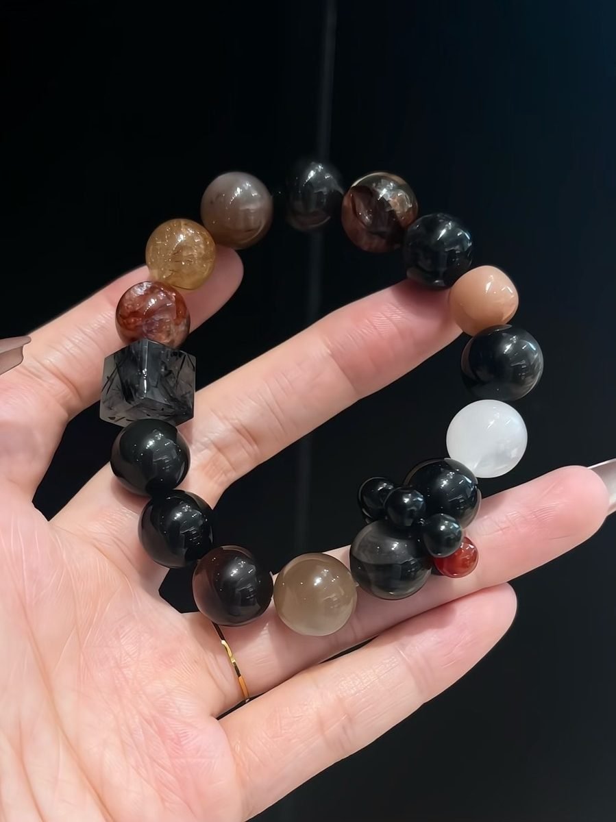 Black Obsidian Bracelet with Rutilated Quartz — Ref. 01864