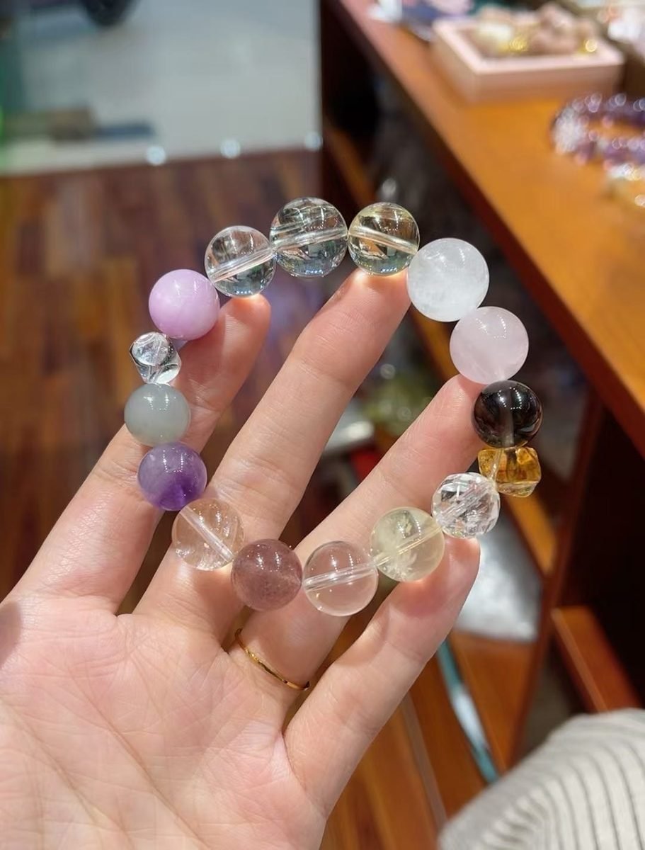 12-14mm 7 Chakra Balancing Bracelet — Ref. 01951