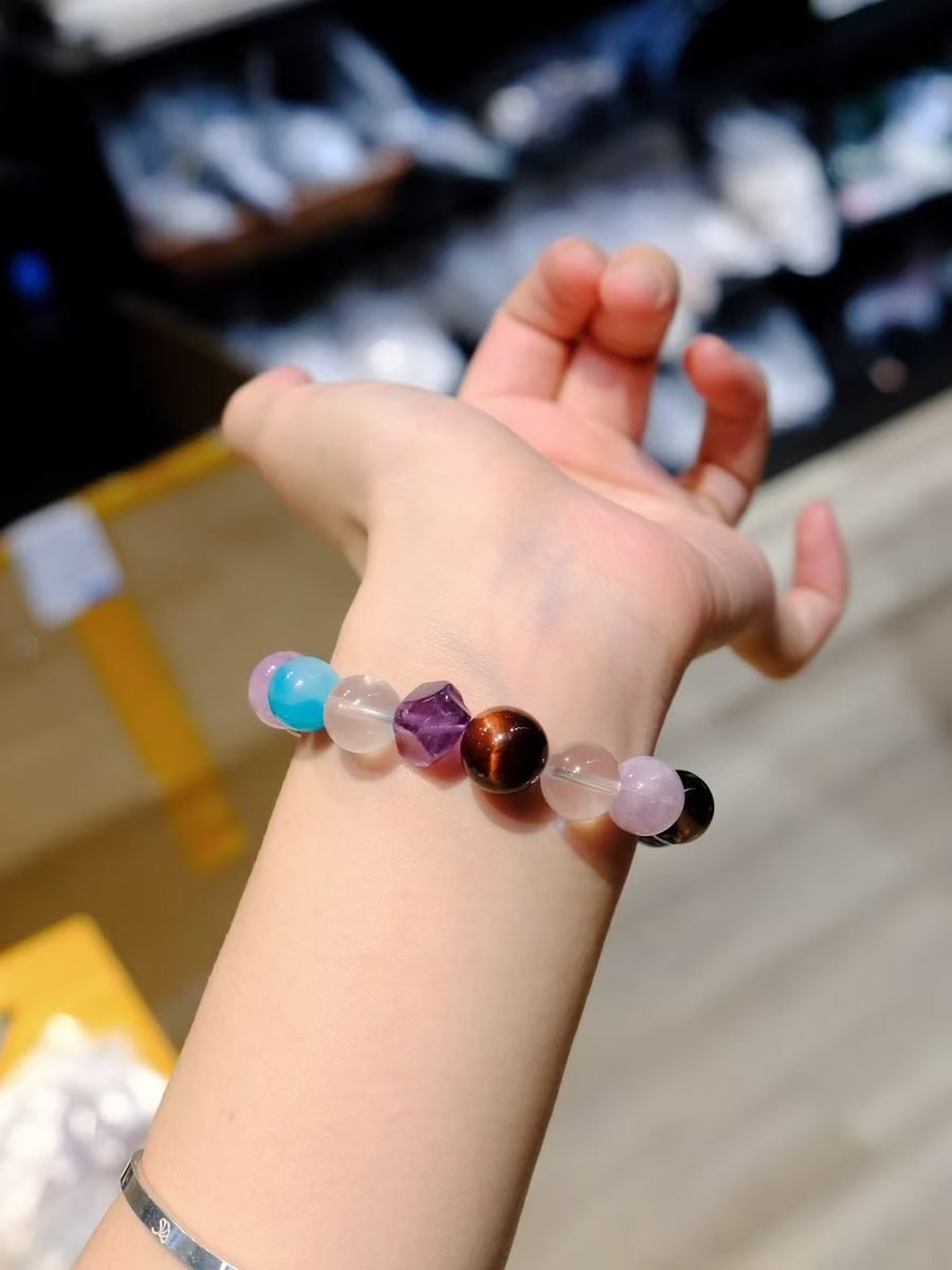 10-11mm 7 Chakra Balancing Bracelet — Ref. 01974 - Image 3