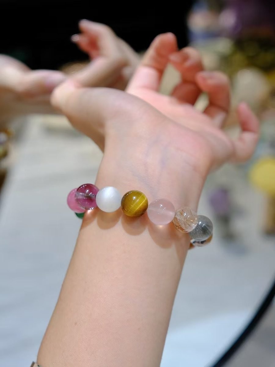 7 Chakra Balancing Bracelet with Rainbow Moonstone & Rose Quartz — Ref. 02259 - Image 5