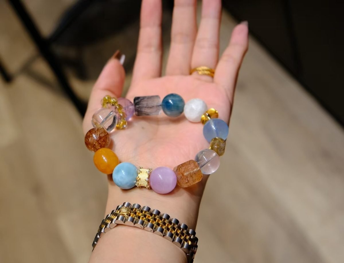 13mm 7 Chakra Balancing Bracelet with Rose Quartz & Amethyst — Ref. 02338