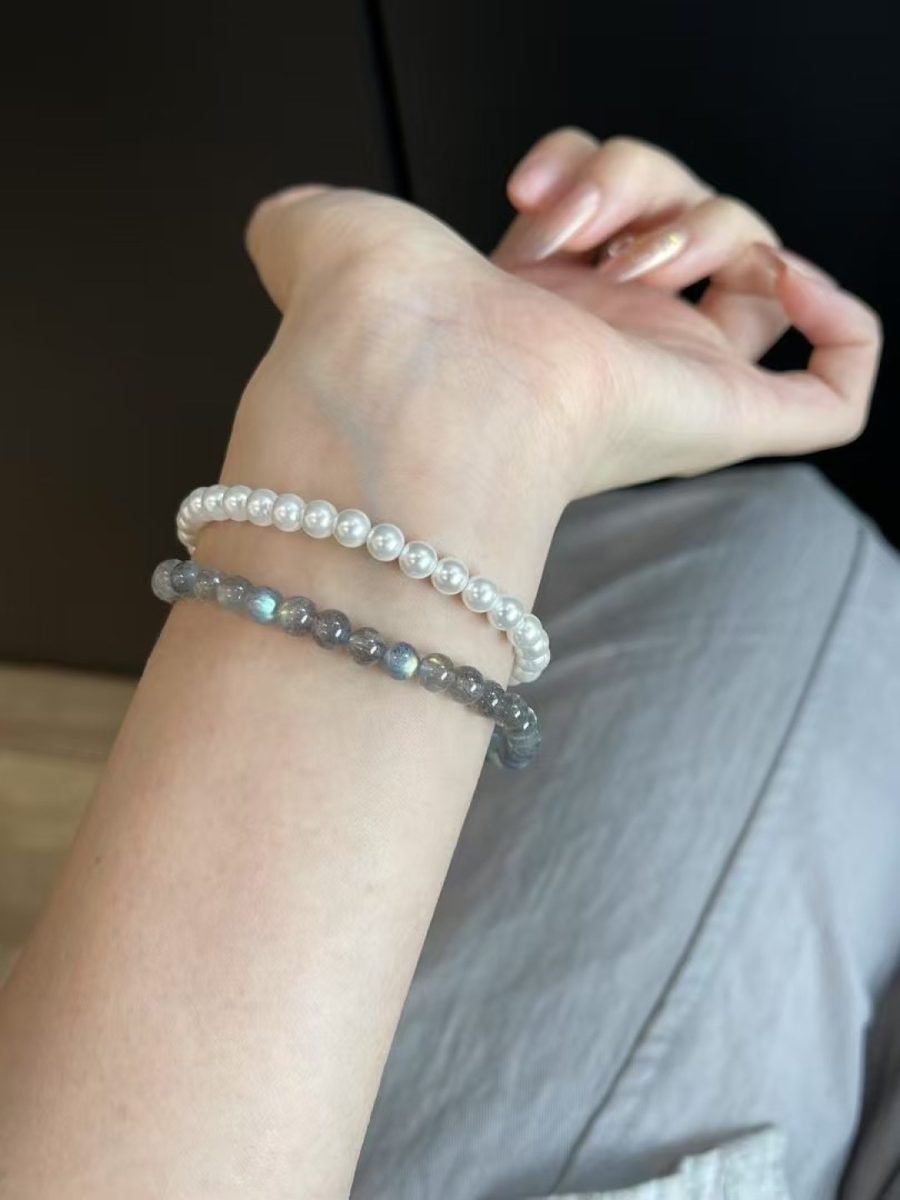 Rainbow Moonstone Bracelet — Ref. 02473 - Image 2