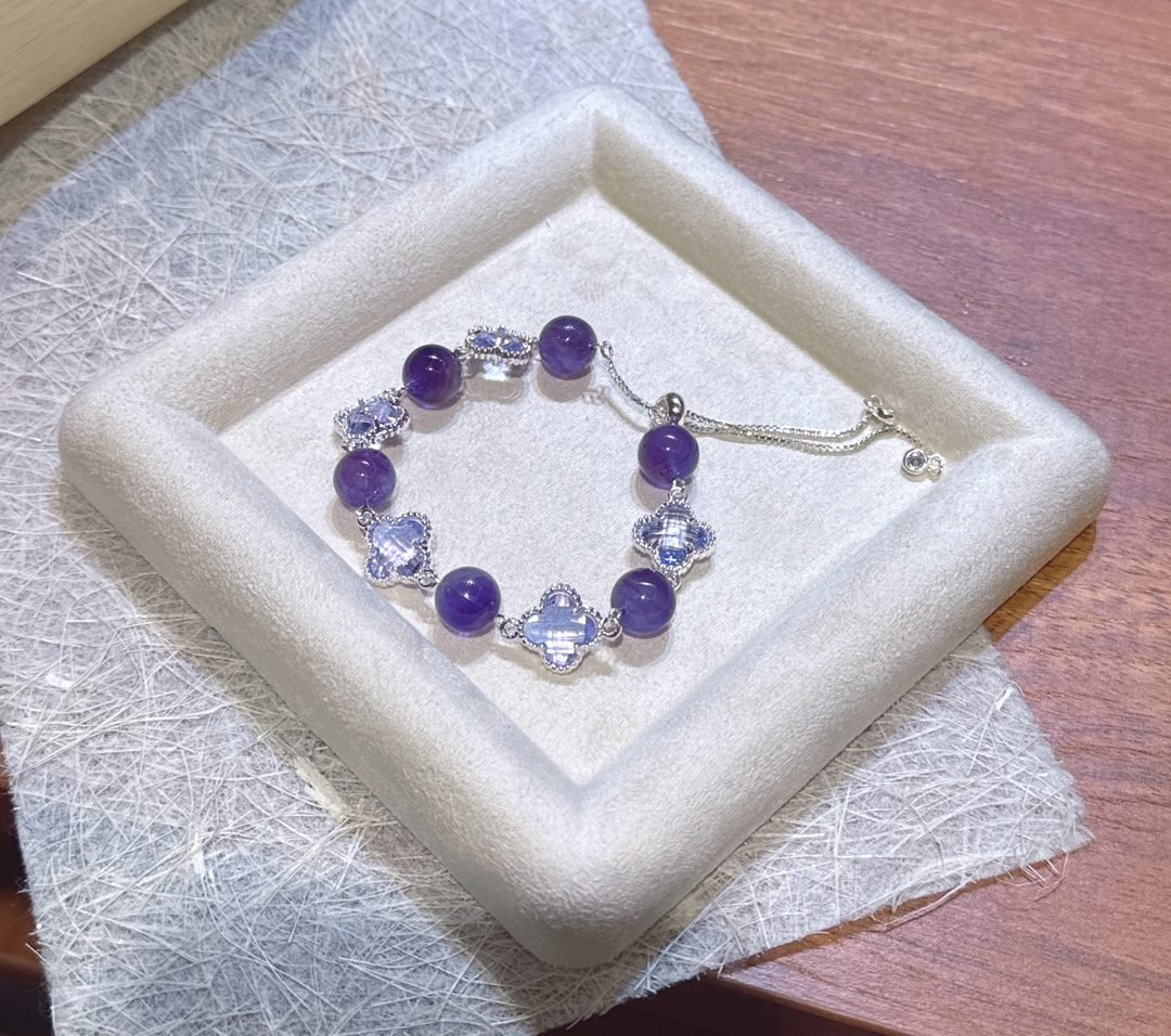 8mm Rose Quartz Bracelet with Amethyst & Clear Quartz — Ref. 02644 - Image 2