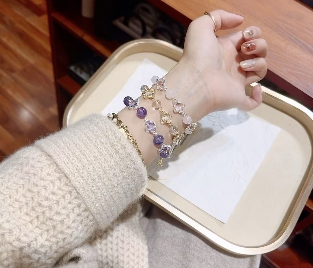 8mm Rose Quartz Bracelet with Amethyst & Clear Quartz — Ref. 02645