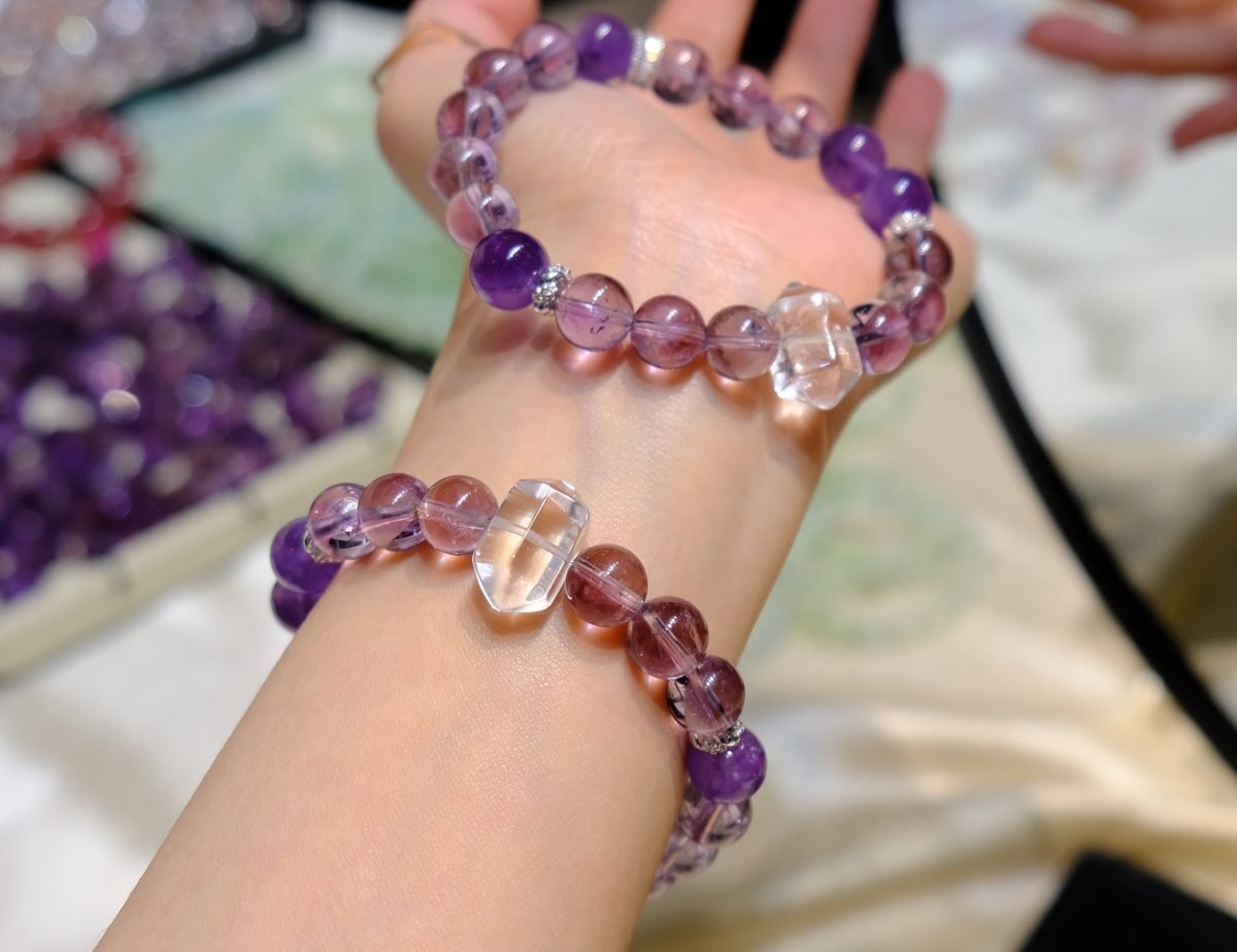 10mm Amethyst Bracelet with Clear Quartz — Ref. 02687