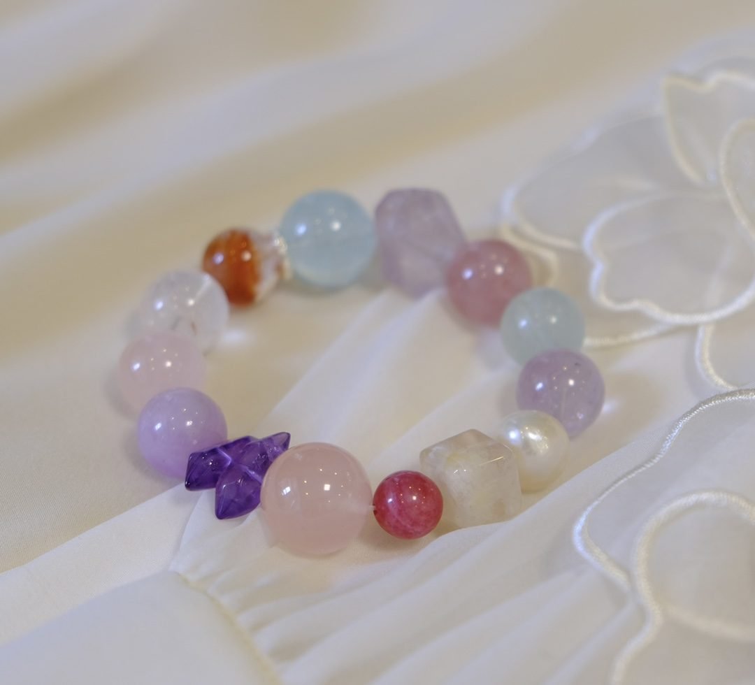 Ice-Crystal 7 Chakra Balancing Bracelet with Rose Quartz & Amethyst - Image 2